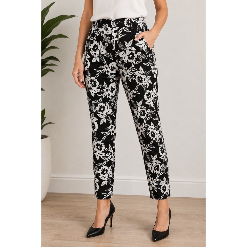 Blue Cactus Women's Size 12 Black White Floral Pants Straight Leg Stretch